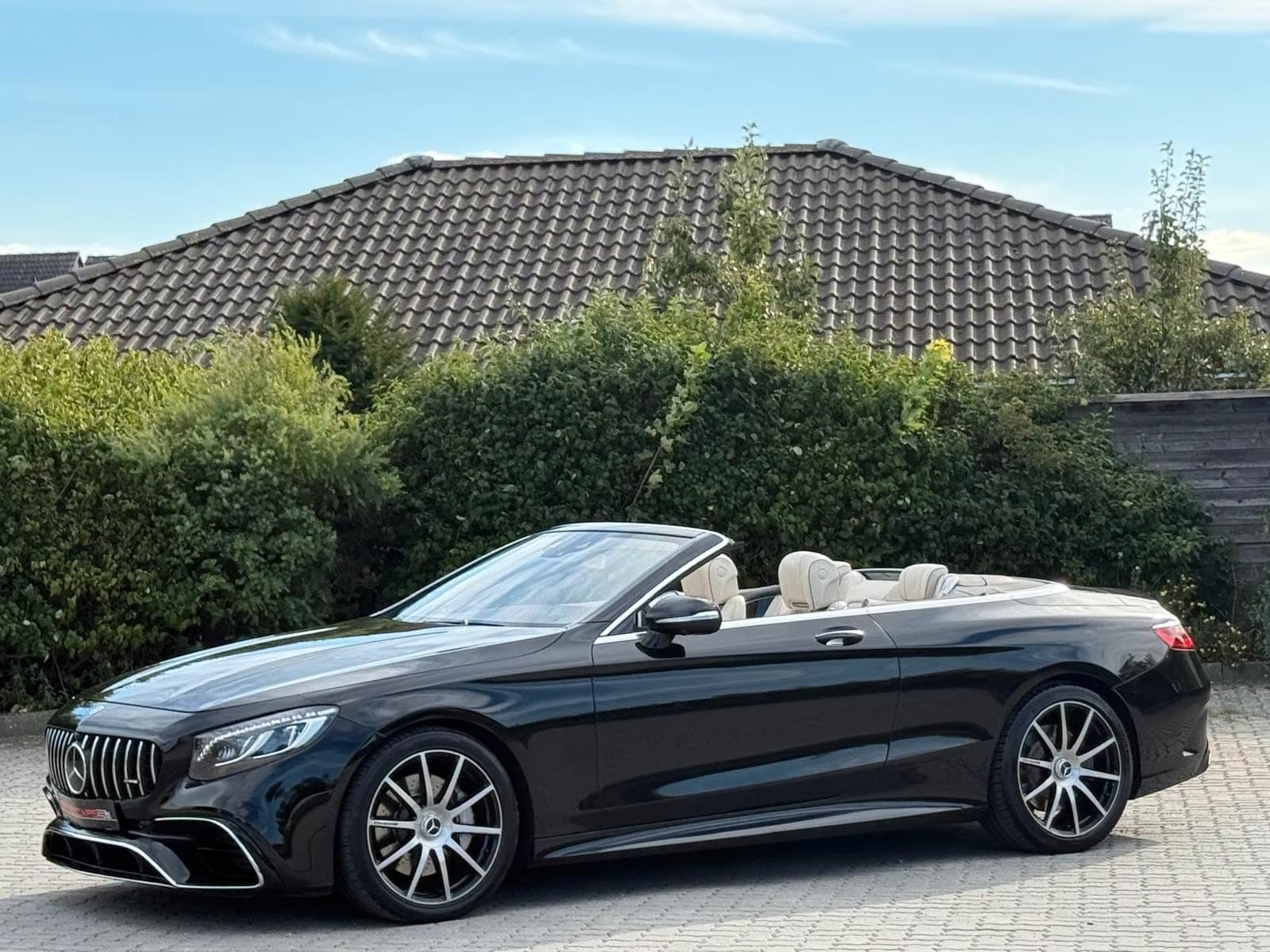 Mercedes-Benz S 560 Cabriolet AMG-LINE